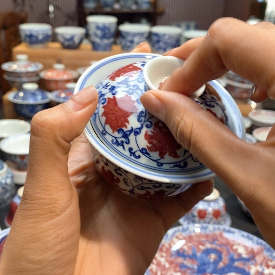 Y****8缠枝莲盖碗柴窑原矿手绘