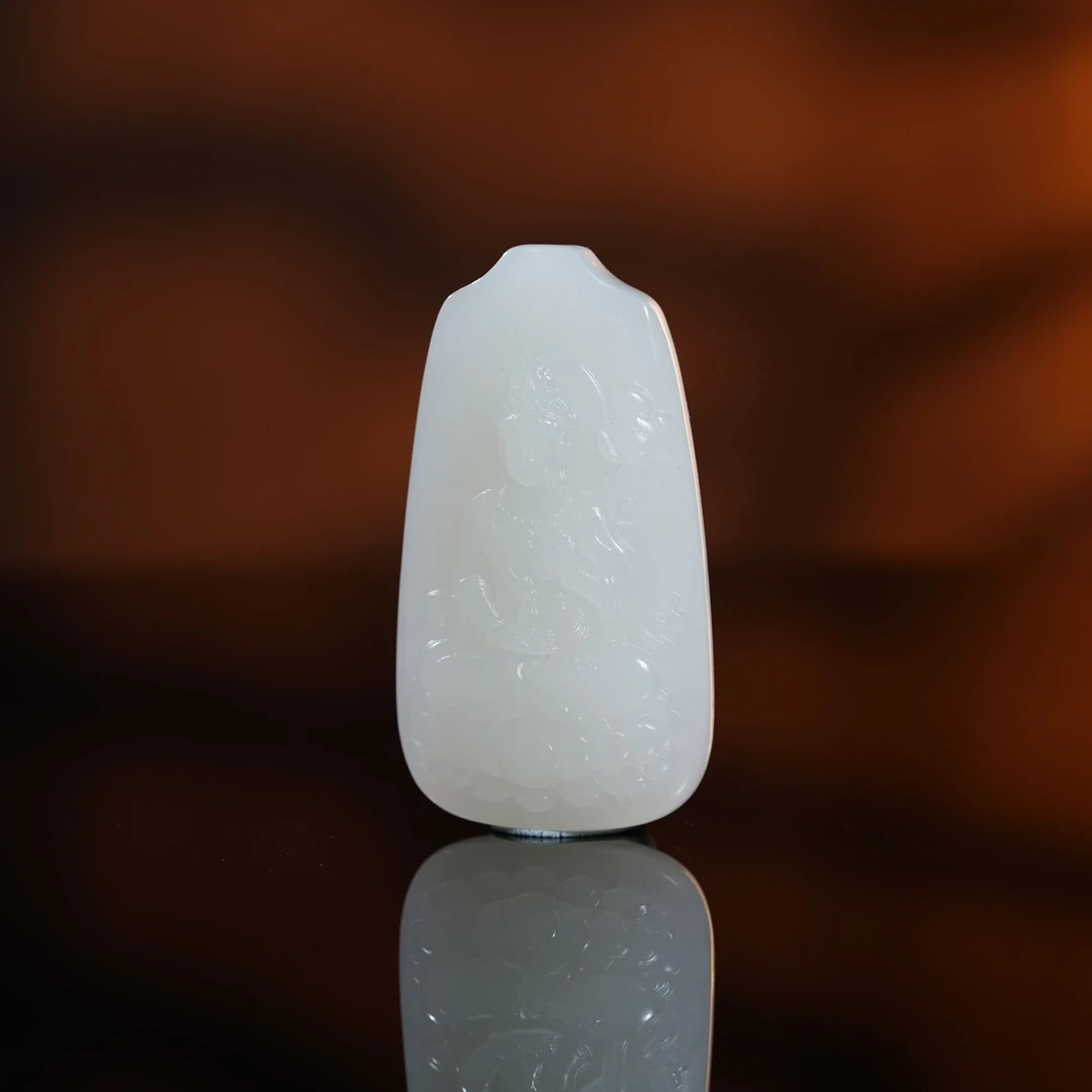和田玉黑山白玉观音牌 37.96g L251203005 A