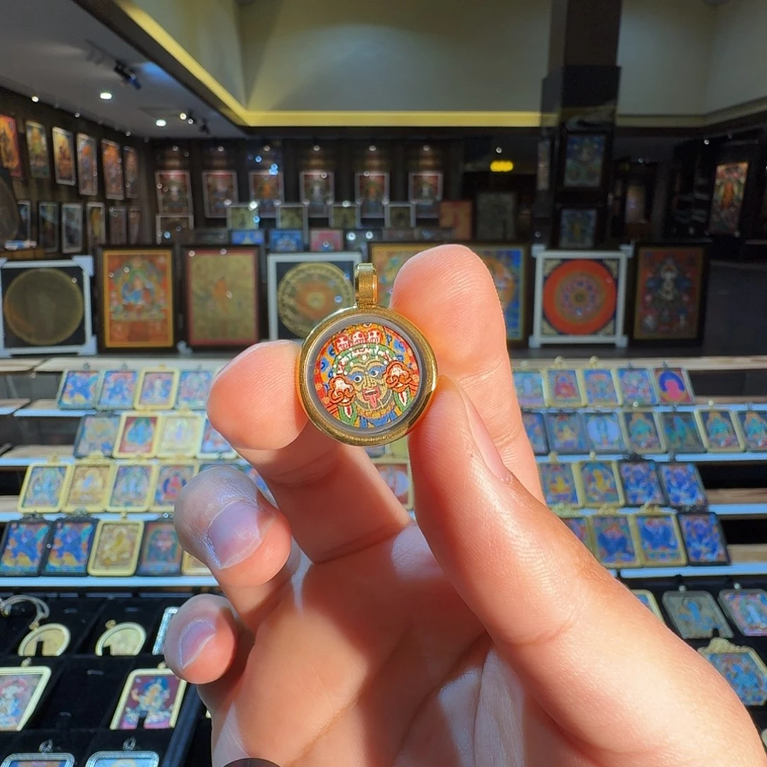 惠****吊坠发发发发发发发发发发发