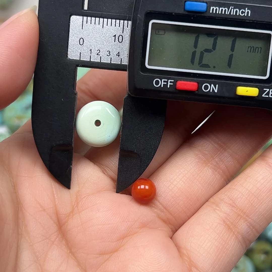 南红玛瑙未镶嵌珠宝奇石