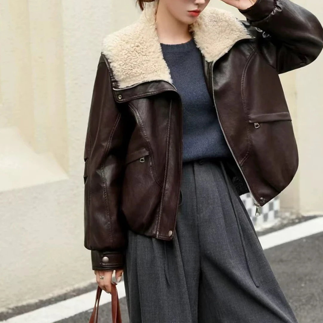 大翻领加绒皮衣短外套女2025秋冬新款保暖时尚酷飒机车PU皮夹克