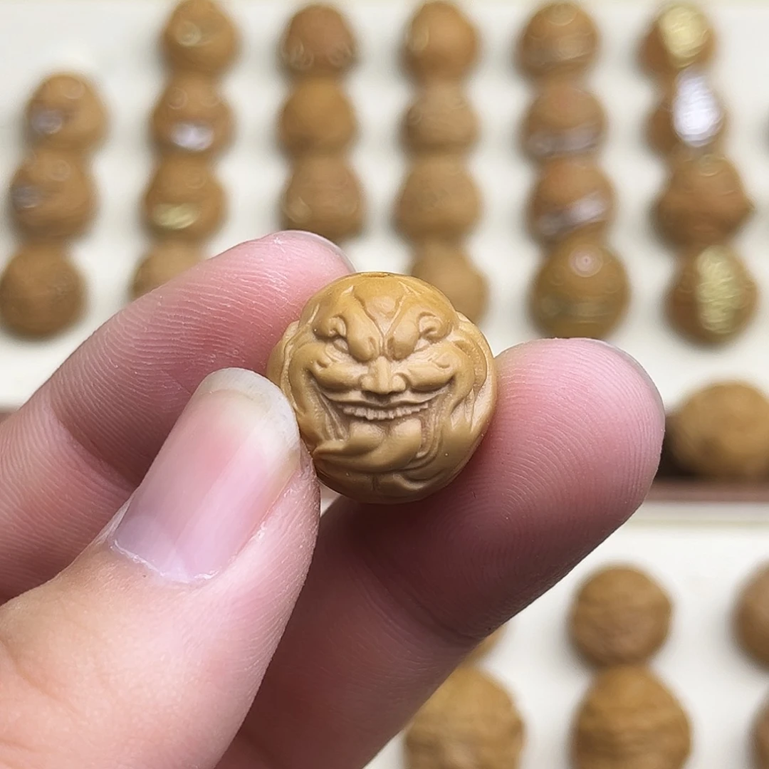 猴头核桃吊坠舔僧18