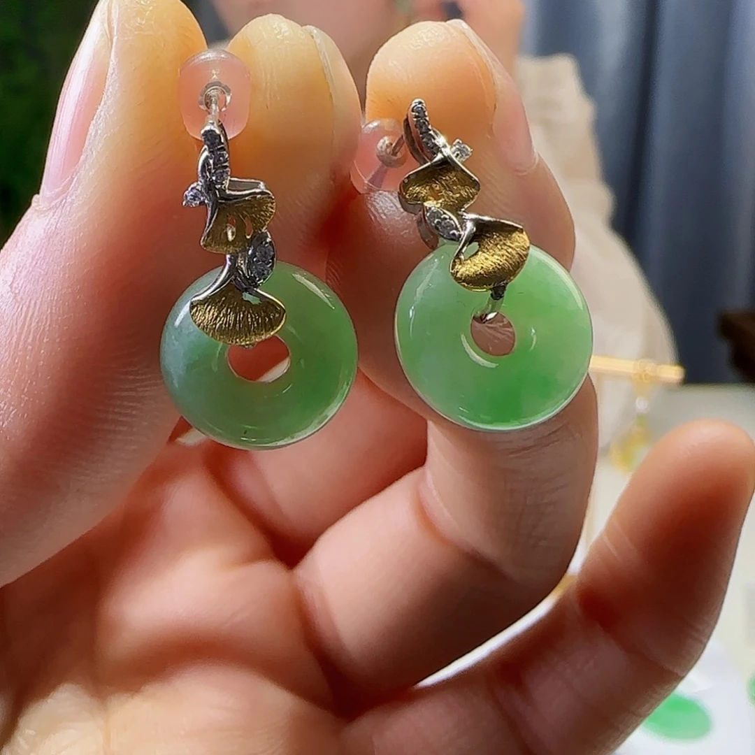 翡翠耳饰18K金镶嵌天然缅甸