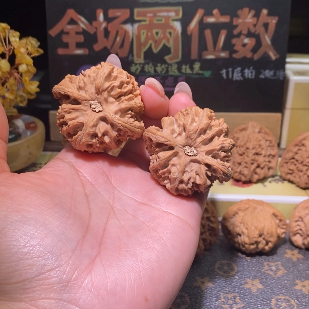 家***女吊坠文玩核桃苹果园