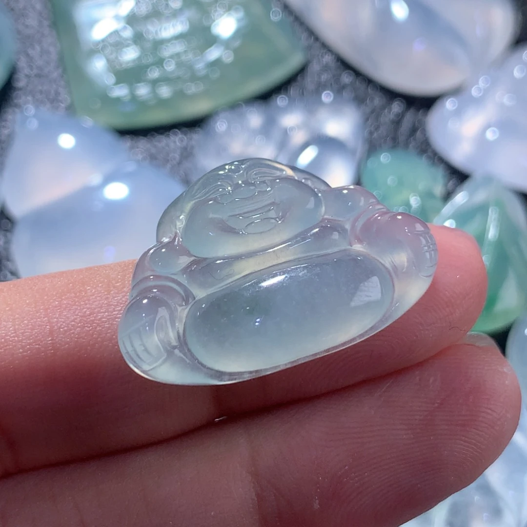 翡翠颈饰未镶嵌缅甸