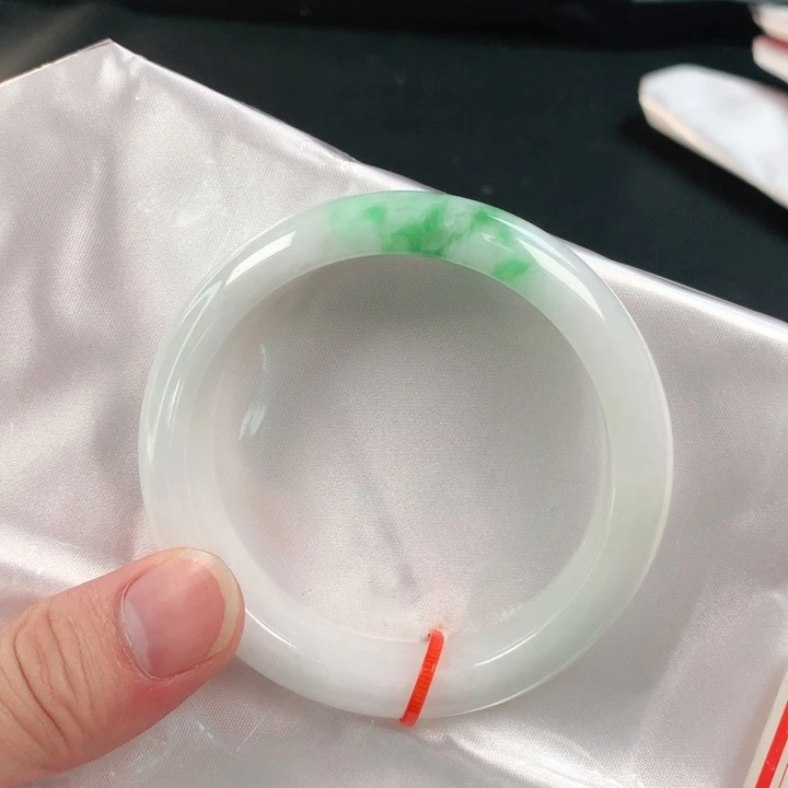 未镶嵌手镯翡翠078