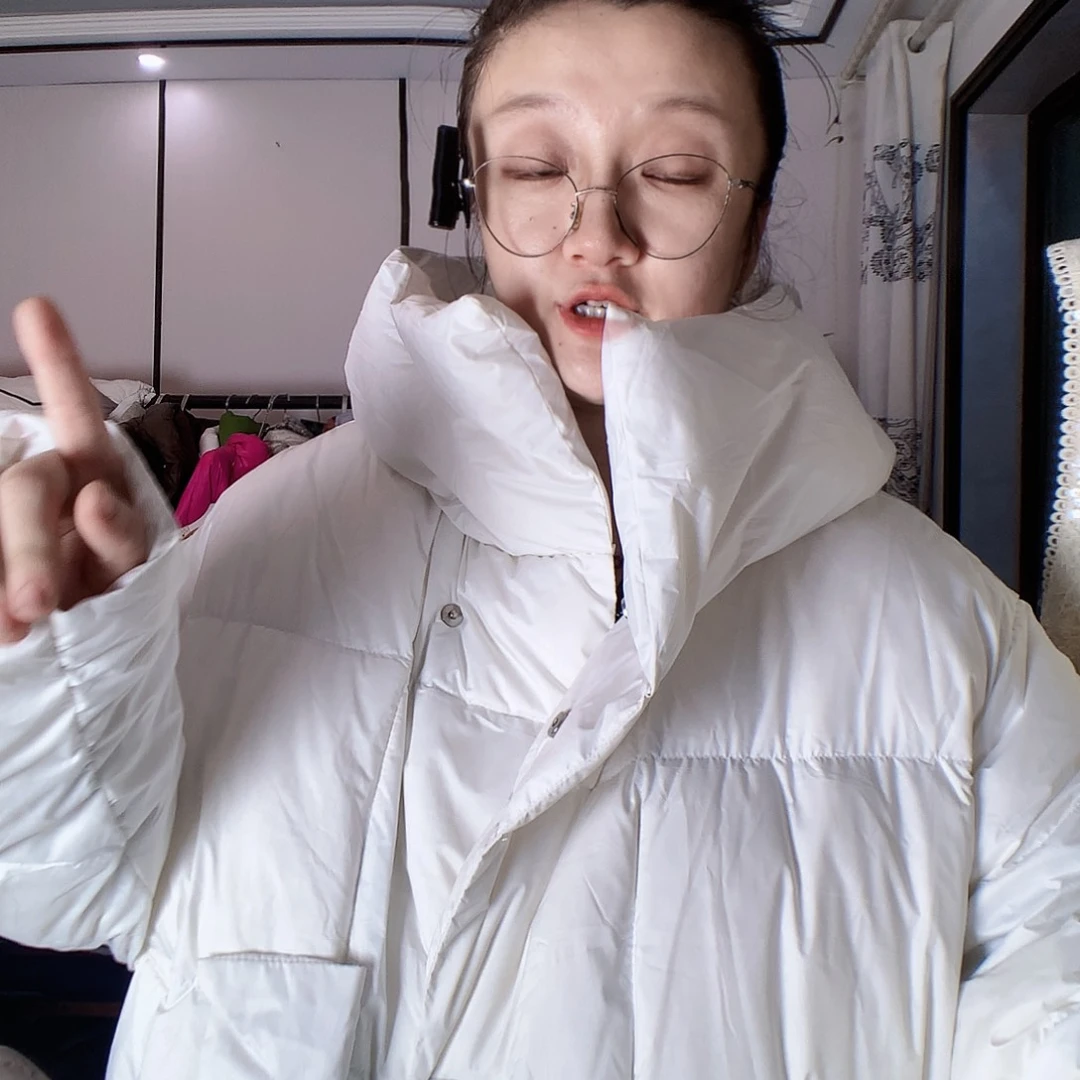 【闪购商品】岁****白色羽羽
