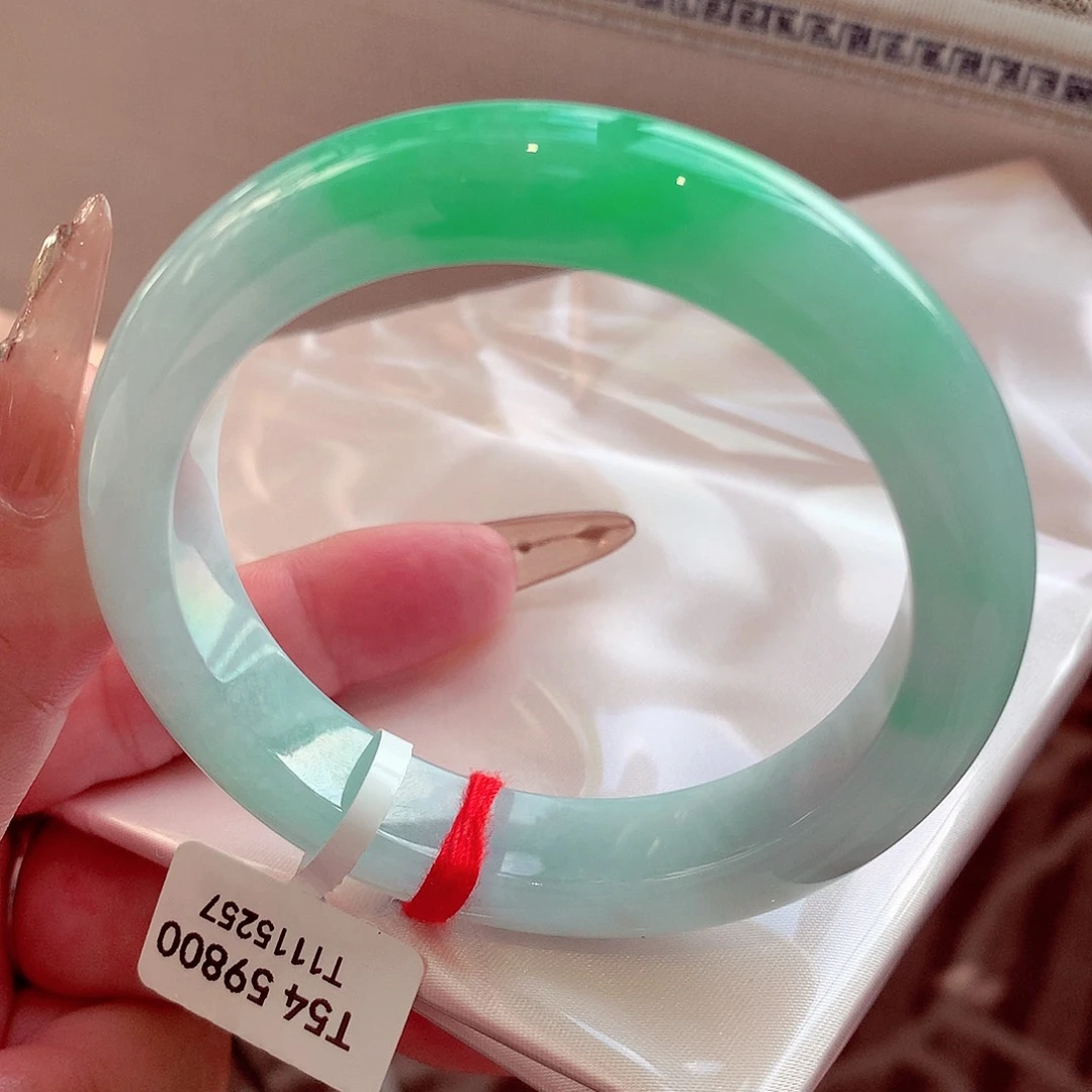 未镶嵌手镯翡翠白底青完美推荐7号11