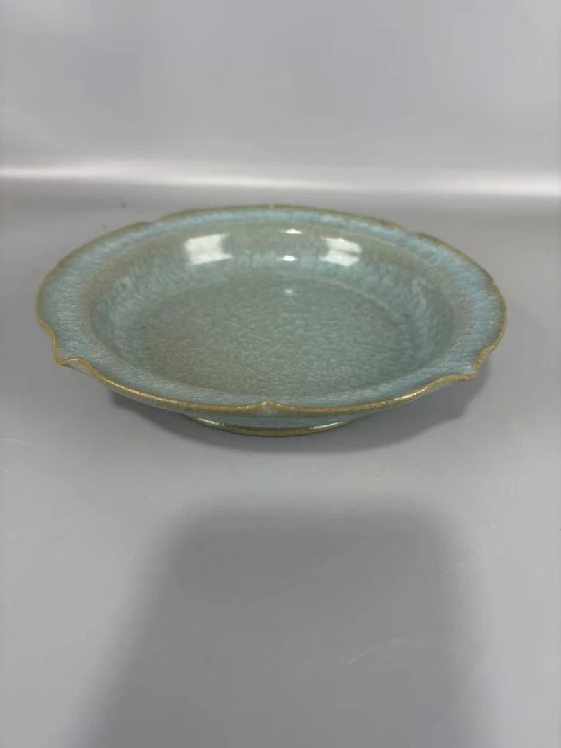 手工制作陶瓷摆件