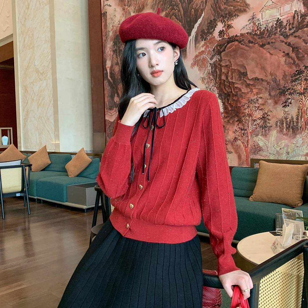 【奢姿】大码女装2025秋季时尚荷叶边领口气质爱心扣带设计针织开衫