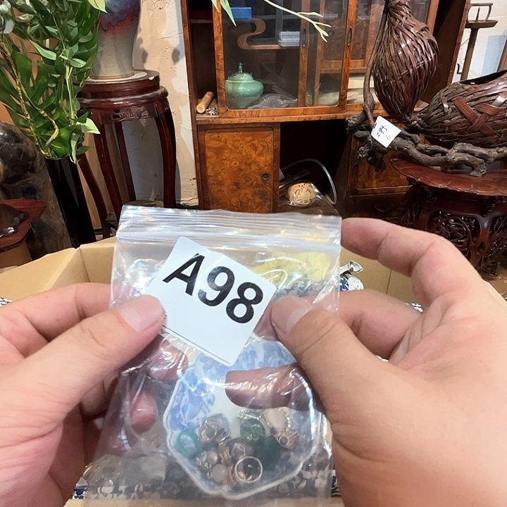 小****瓷片好的我真的是太喜欢了