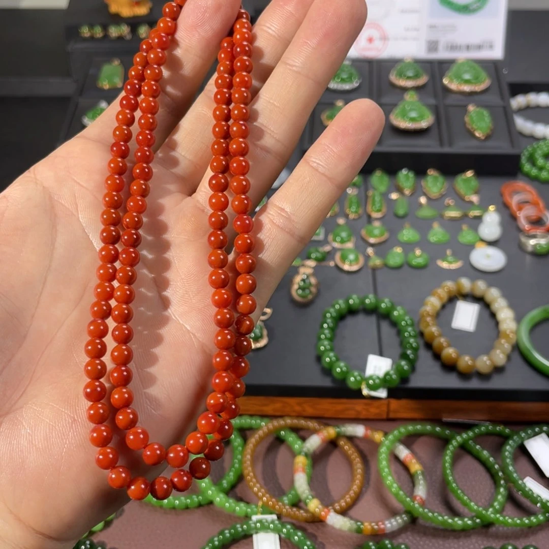 南红玛瑙未镶嵌颈饰