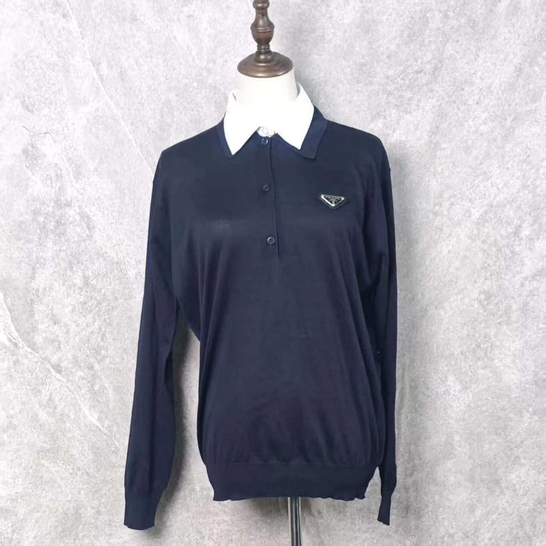 99新 Prada/普拉达  海囤K/普拉达上衣/42码/css26755