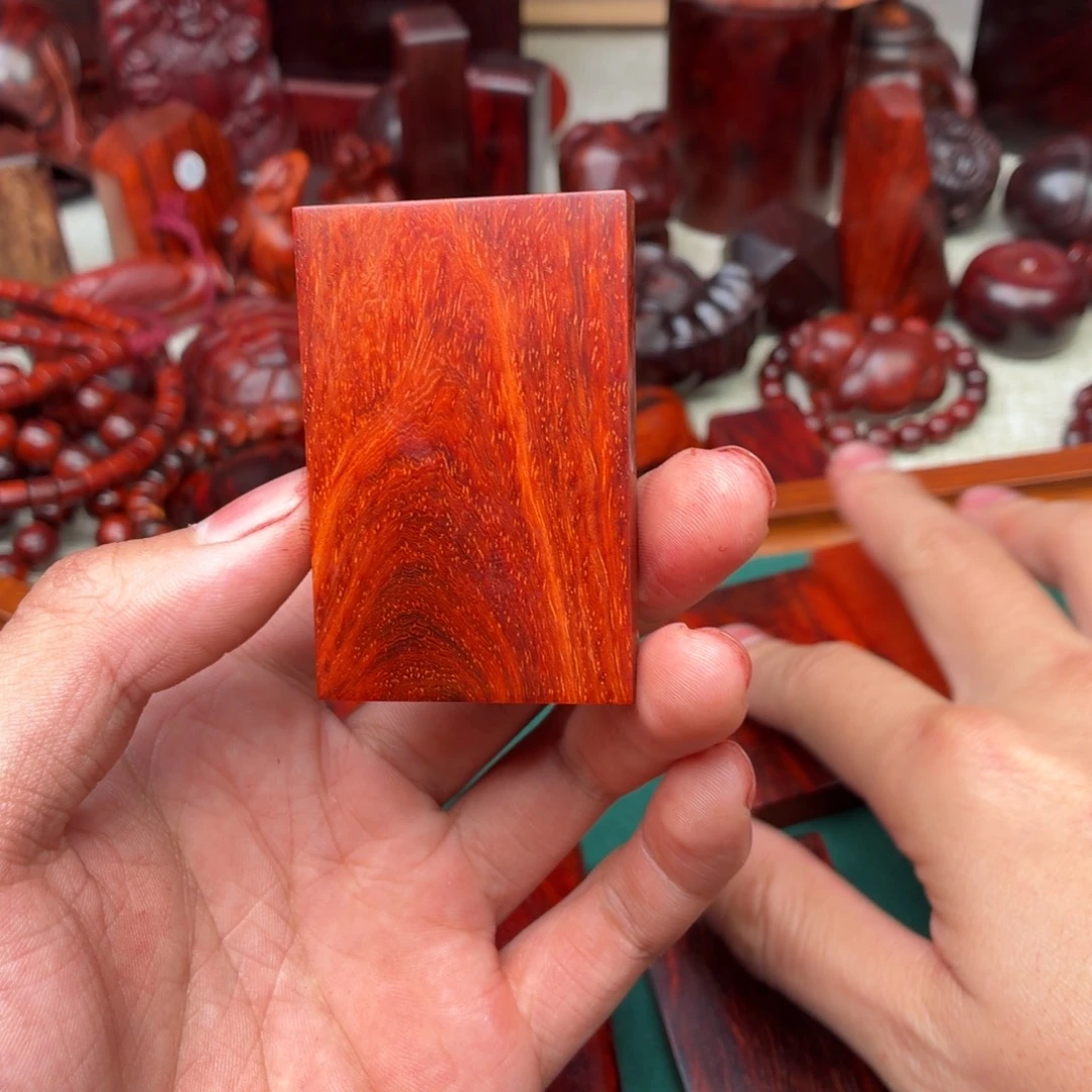 风***-檀香紫檀（小叶紫檀）