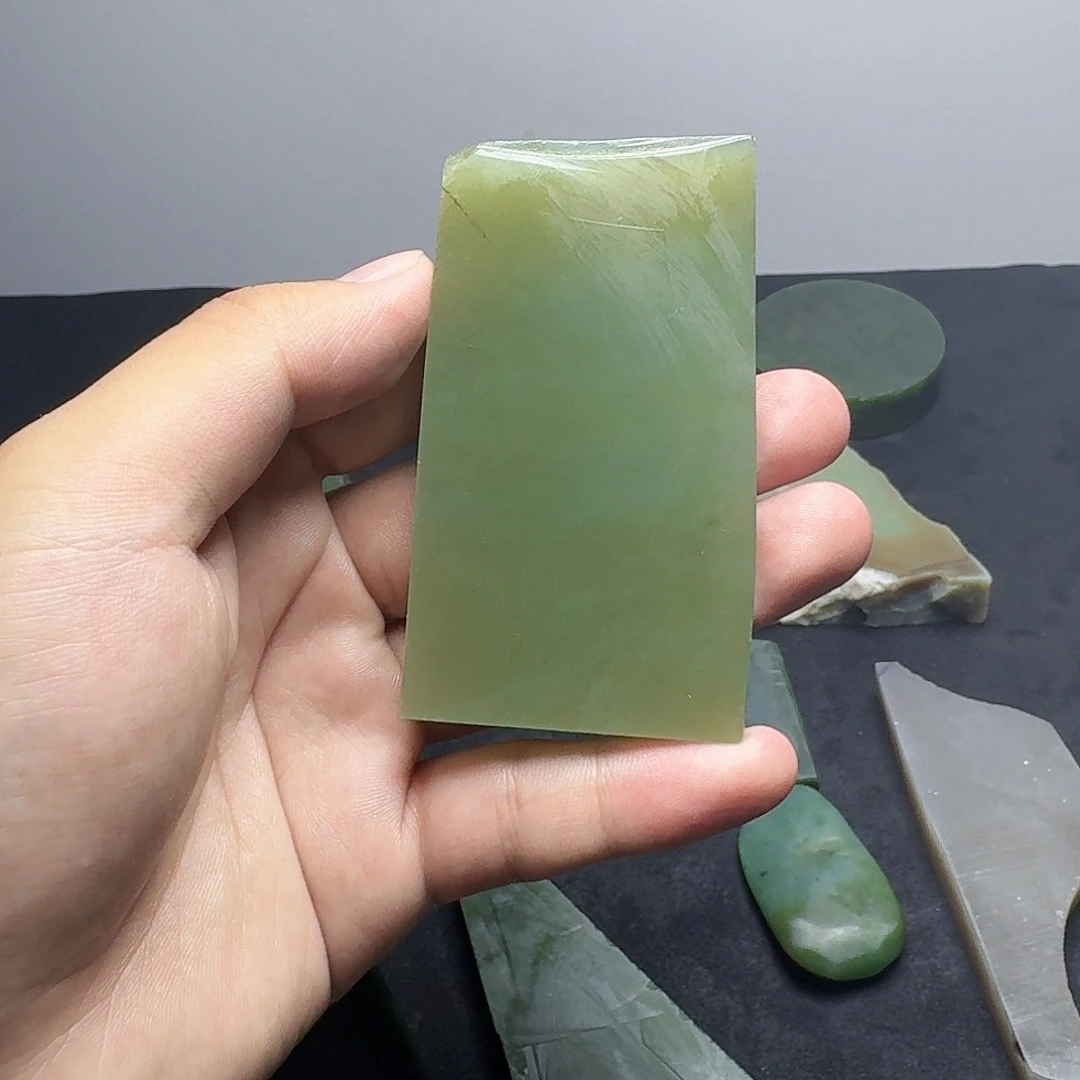 和田玉（糖玉）足铂镶嵌珠宝半成品大***生