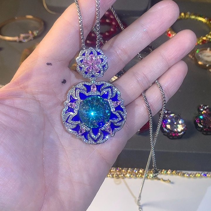 非金属94吊坠。