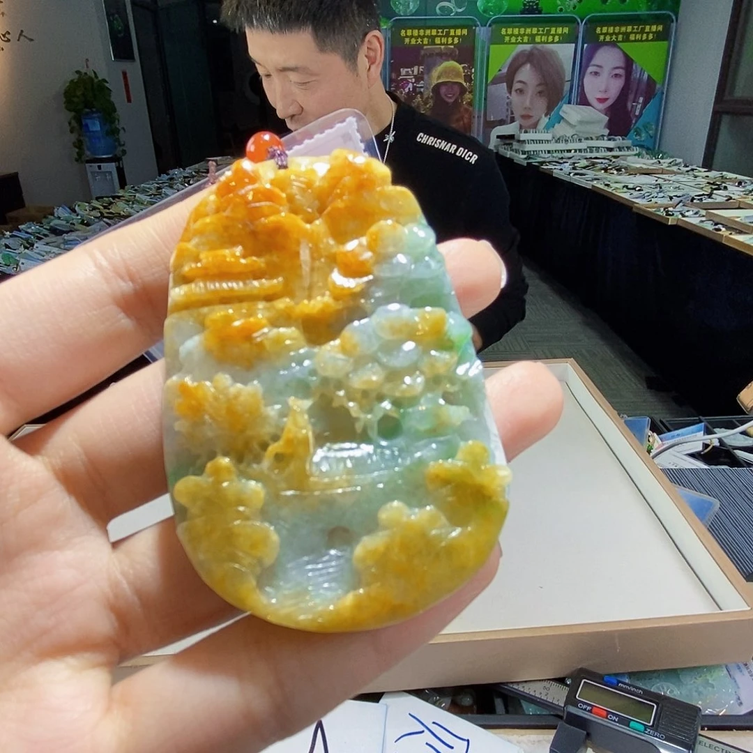 颈饰未镶嵌翡翠翡翠