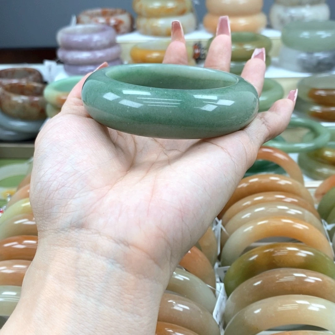 石英质玉手镯未镶嵌懿