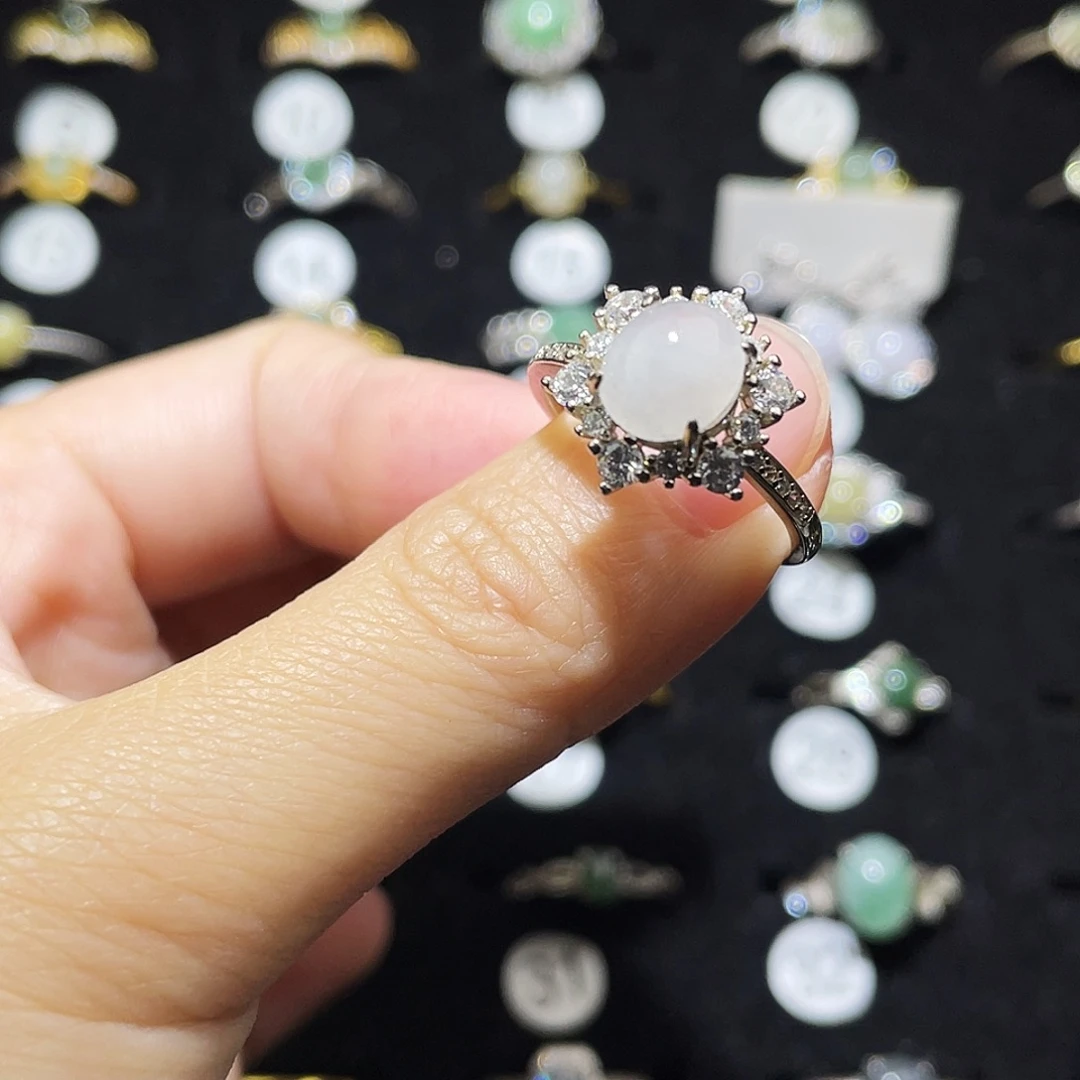 翡翠未镶嵌戒指戒指