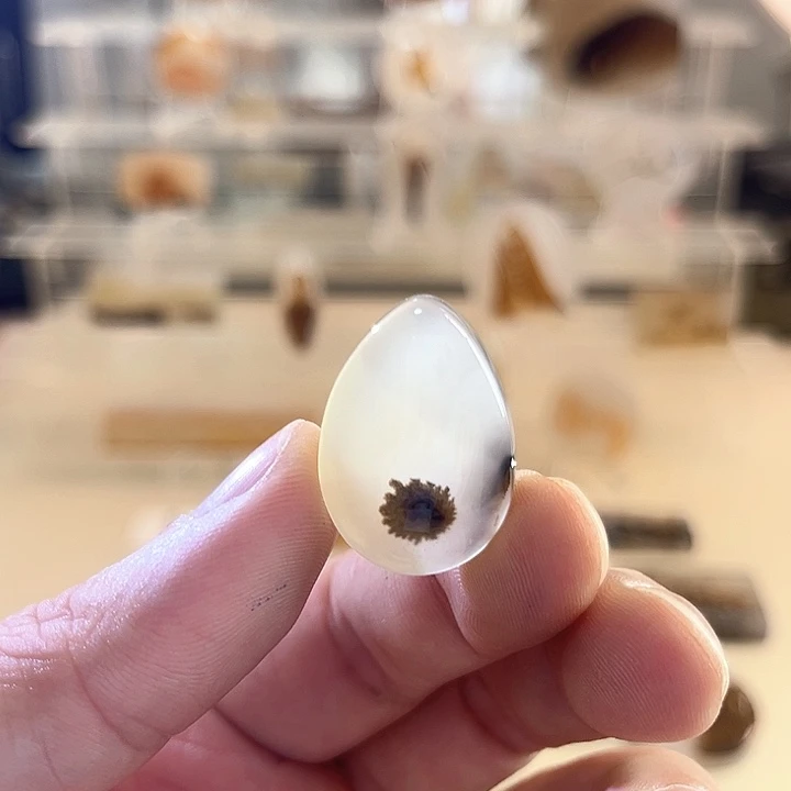 玛瑙/玉髓未镶嵌吊坠(不含链)