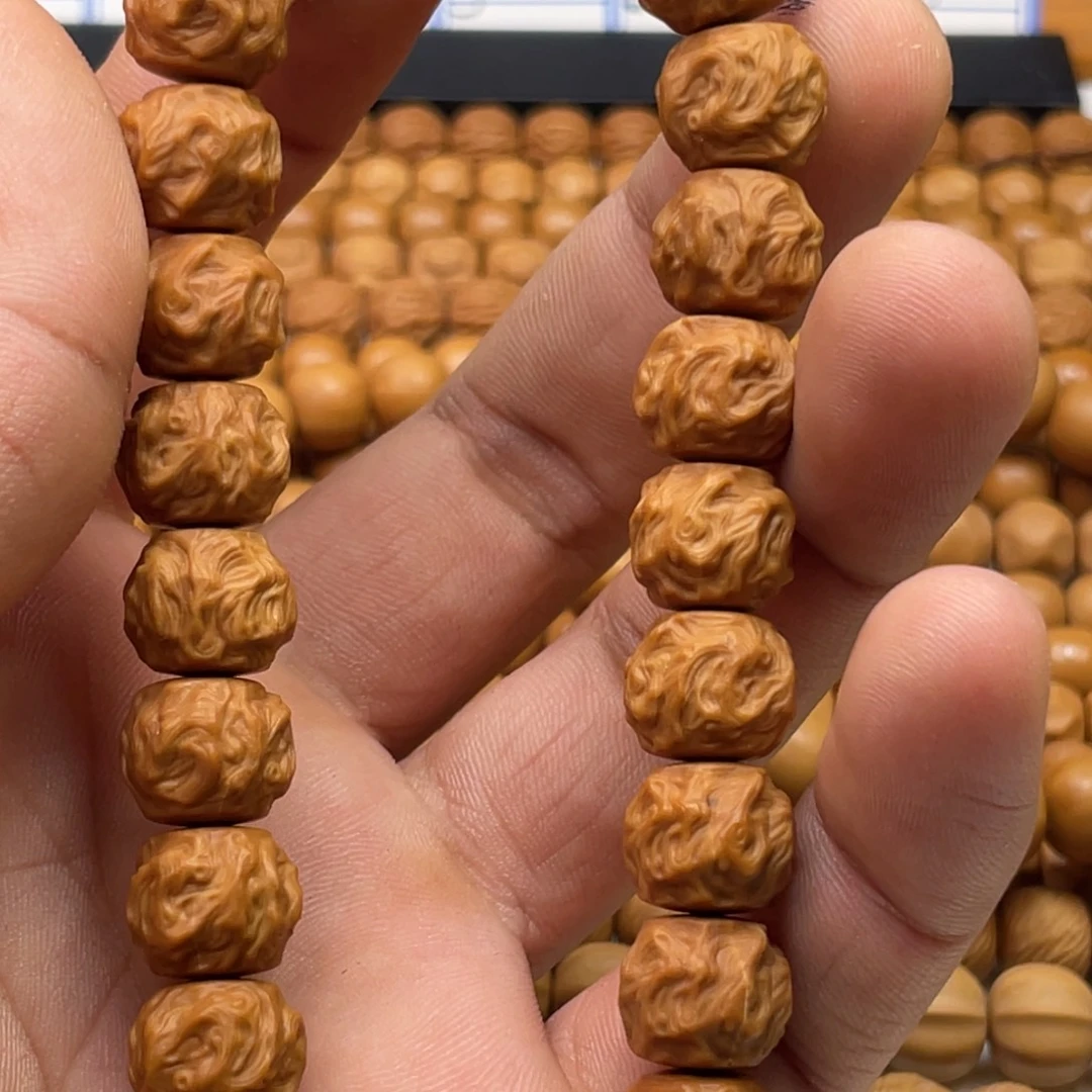 起***飞猴头核桃手串龙蛇之变