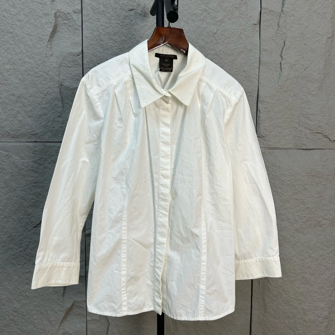 99新 LouisVuitton/路易威登 领口Logo白色长袖衬衫40码 ys000308