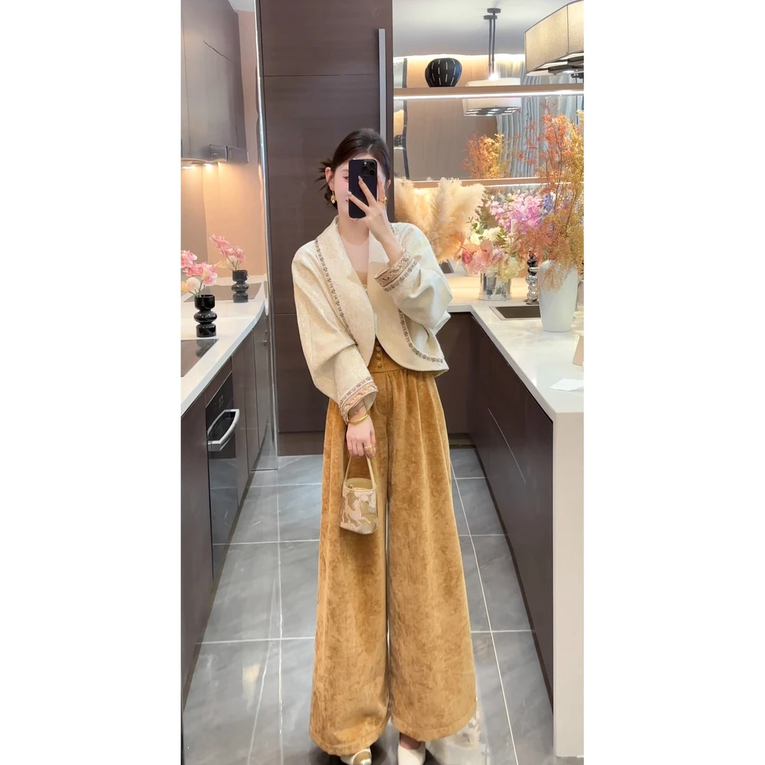 2025早秋氛围感穿搭新中式轻国风高级感杏色外套棕色阔腿裤套装女