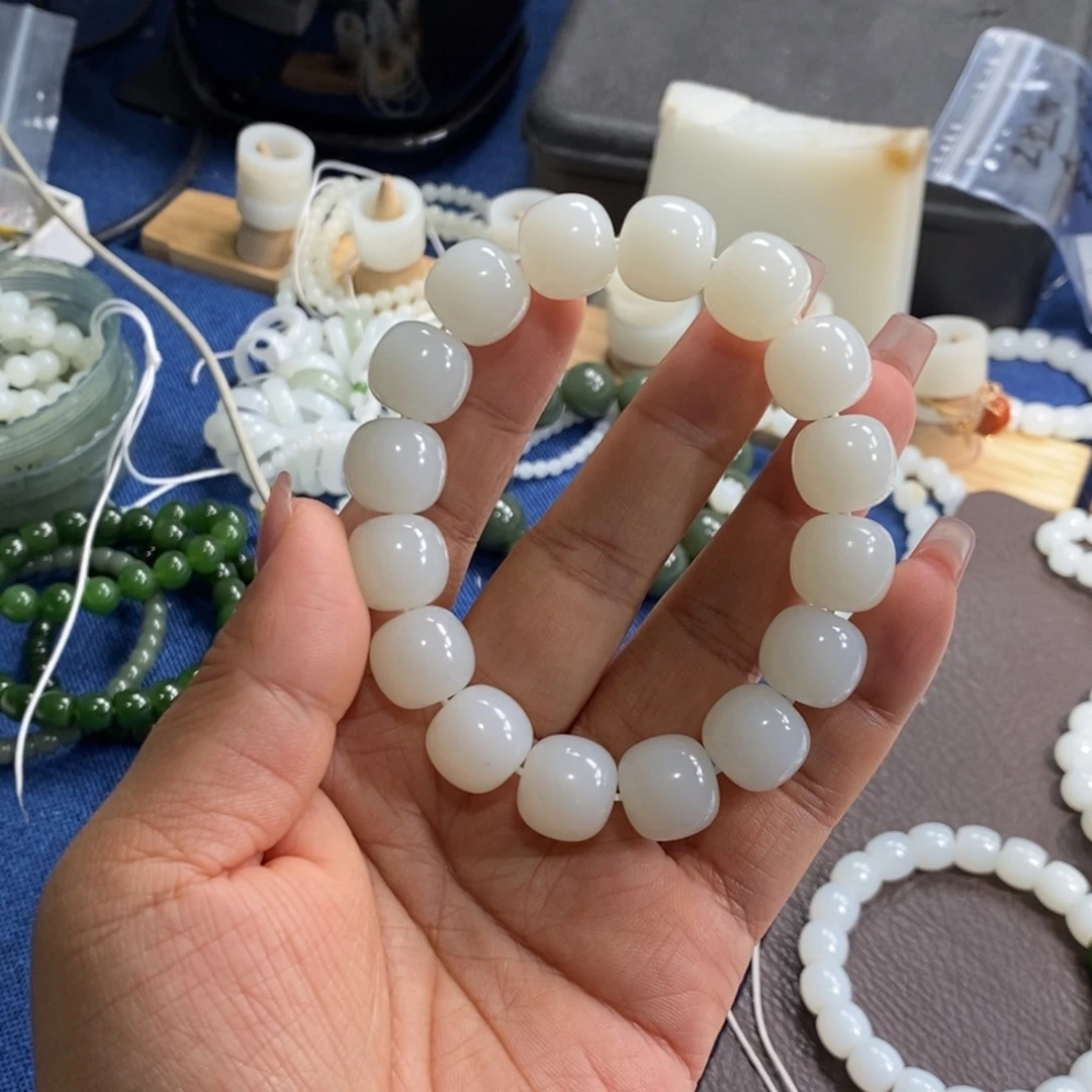 未镶嵌手链和田玉D****l