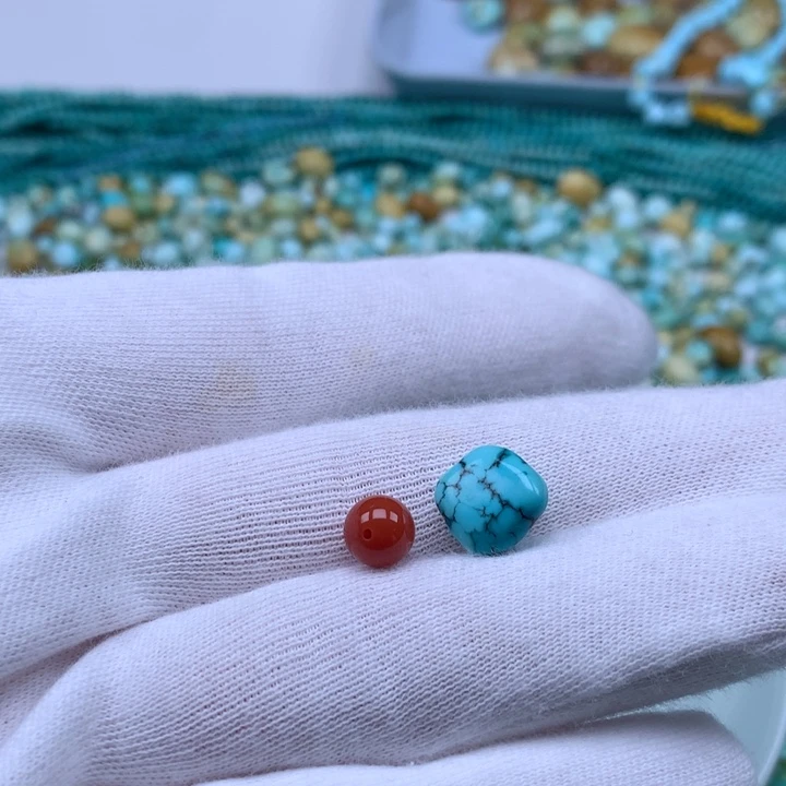 南红玛瑙未镶嵌珠宝奇石