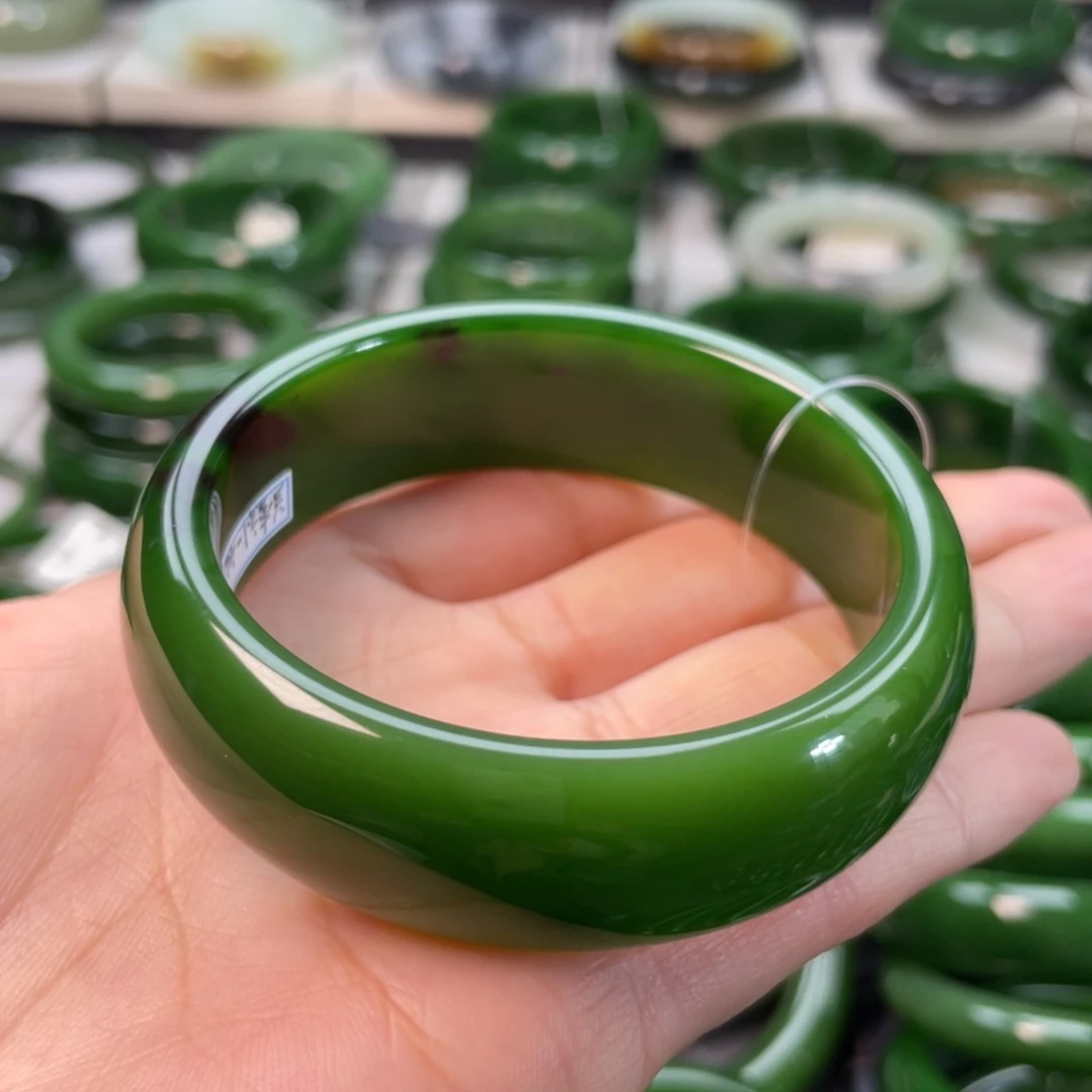 和田玉（碧玉）手镯未镶嵌