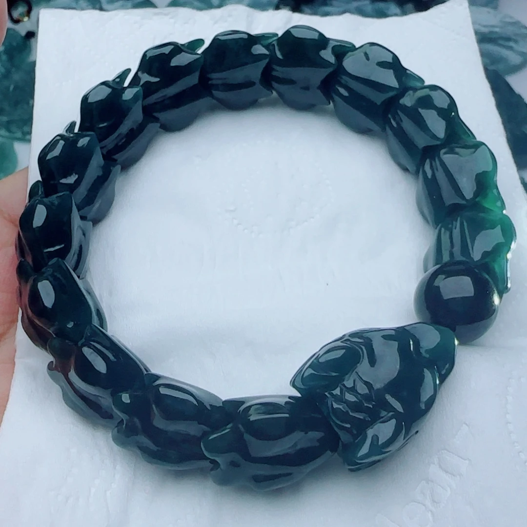 颈饰未镶嵌翡翠多样性发货天然的A货翡翠