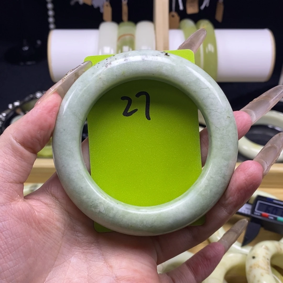 蛇纹石玉未镶嵌手镯60.5