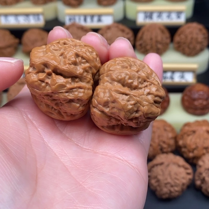 【闪购商品】文玩核桃吊坠生****動蛤蟆