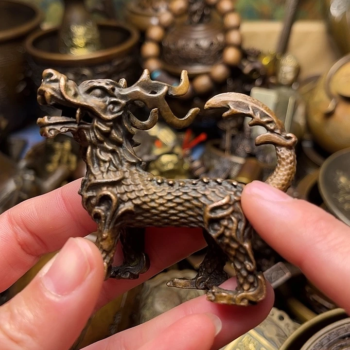 精美铜器批发档口