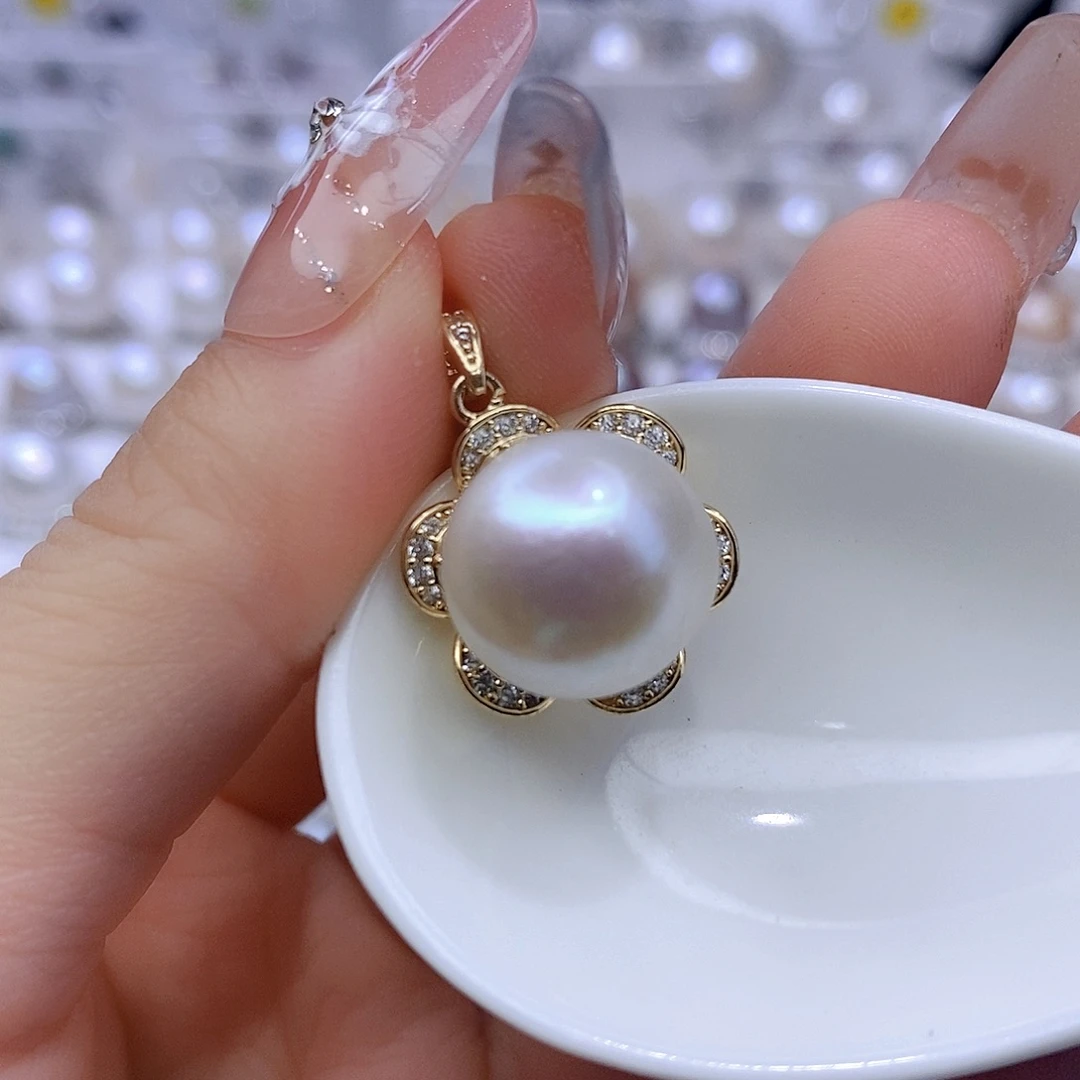 淡水珍珠合金颈饰