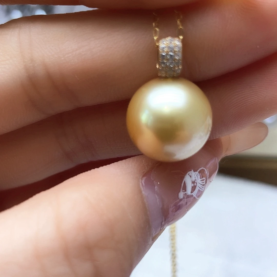 海水珍珠颈饰18K金镶嵌
