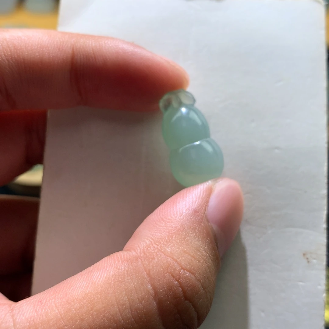 翡翠未镶嵌颈饰000