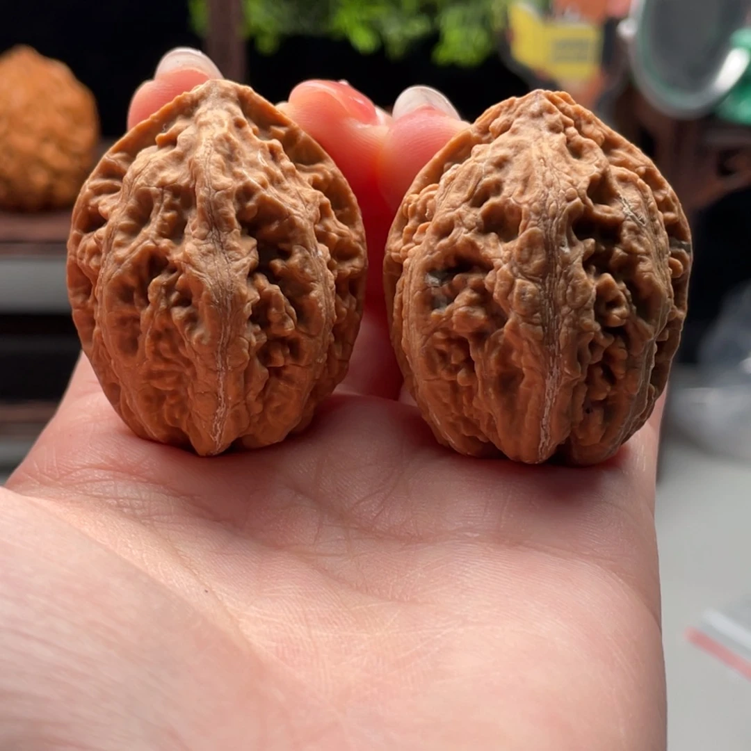 文玩核桃把件小楸千花皮53
