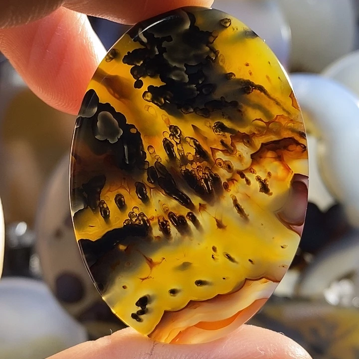 未镶嵌颈饰玛瑙/玉髓轩**康