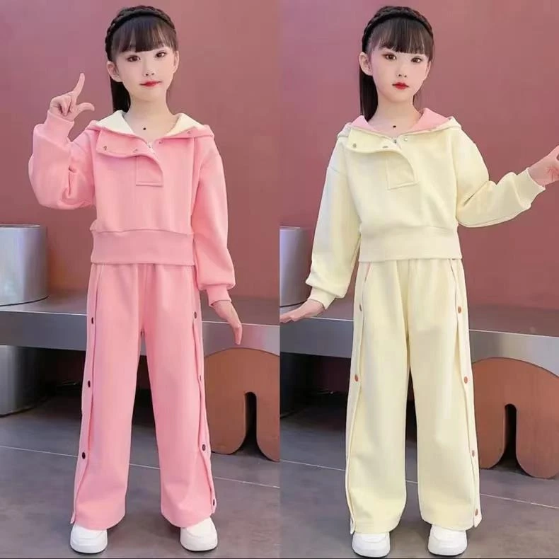 女宝宝卫衣套装洋气2024新款时髦女童春秋运动连帽长袖秋季两件套