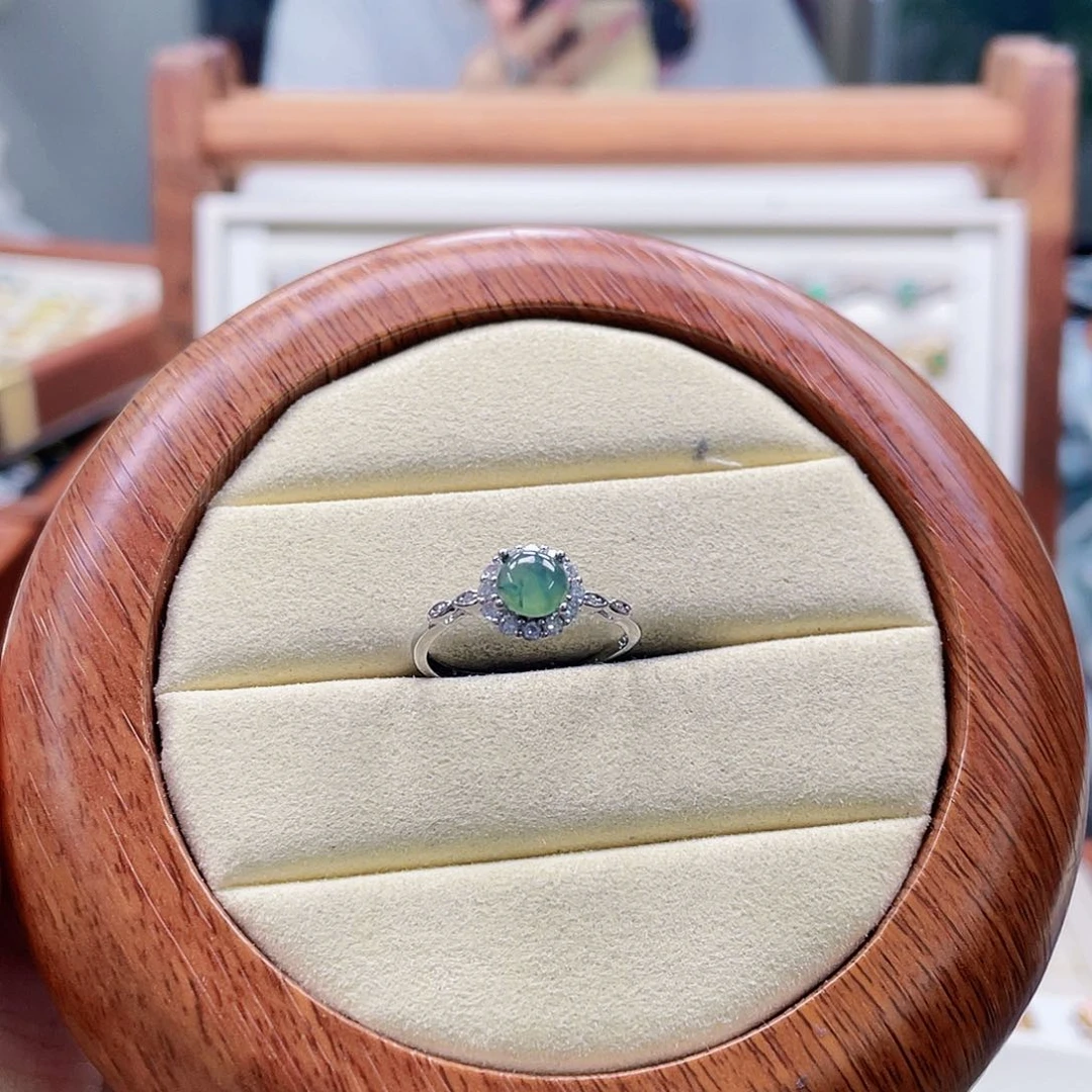 翡翠未镶嵌颈饰天然翡翠Ａ货