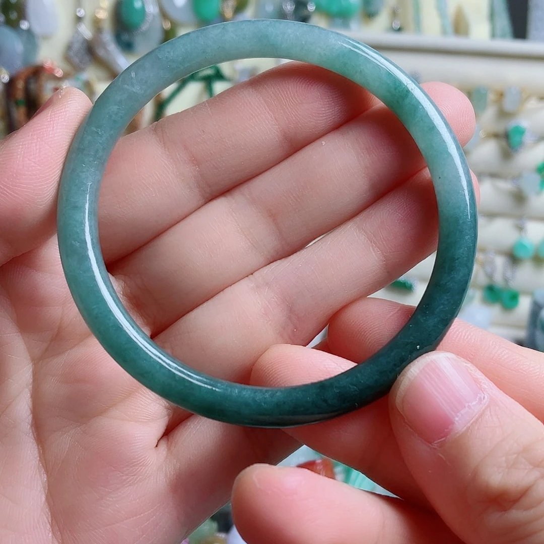 翡翠未镶嵌颈饰56圈口手镯证书款价