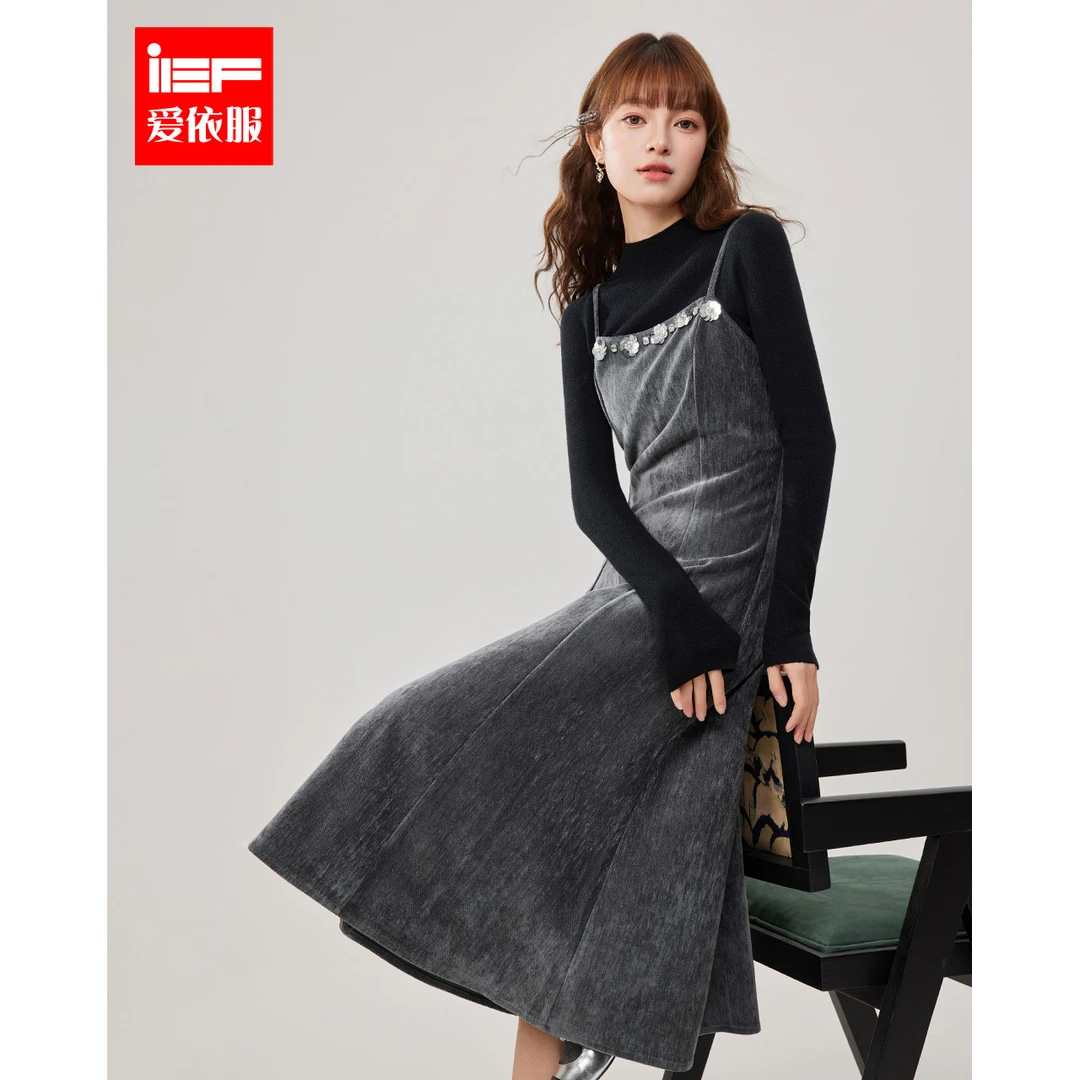 IEF/爱依服2025冬季新款时尚赫本风显瘦气质优雅百搭里外套裙