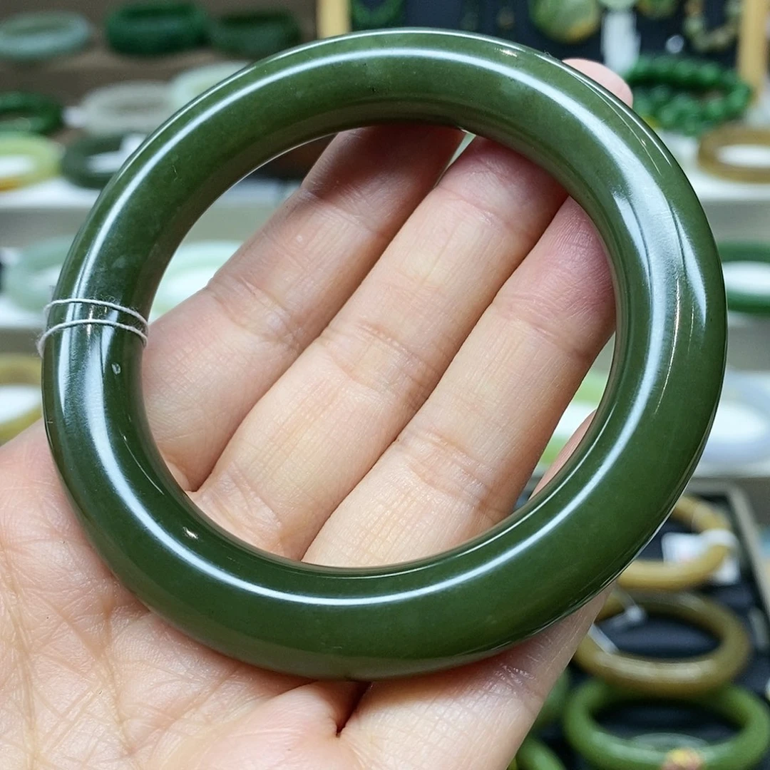 【闪购商品】未镶嵌手镯和田玉