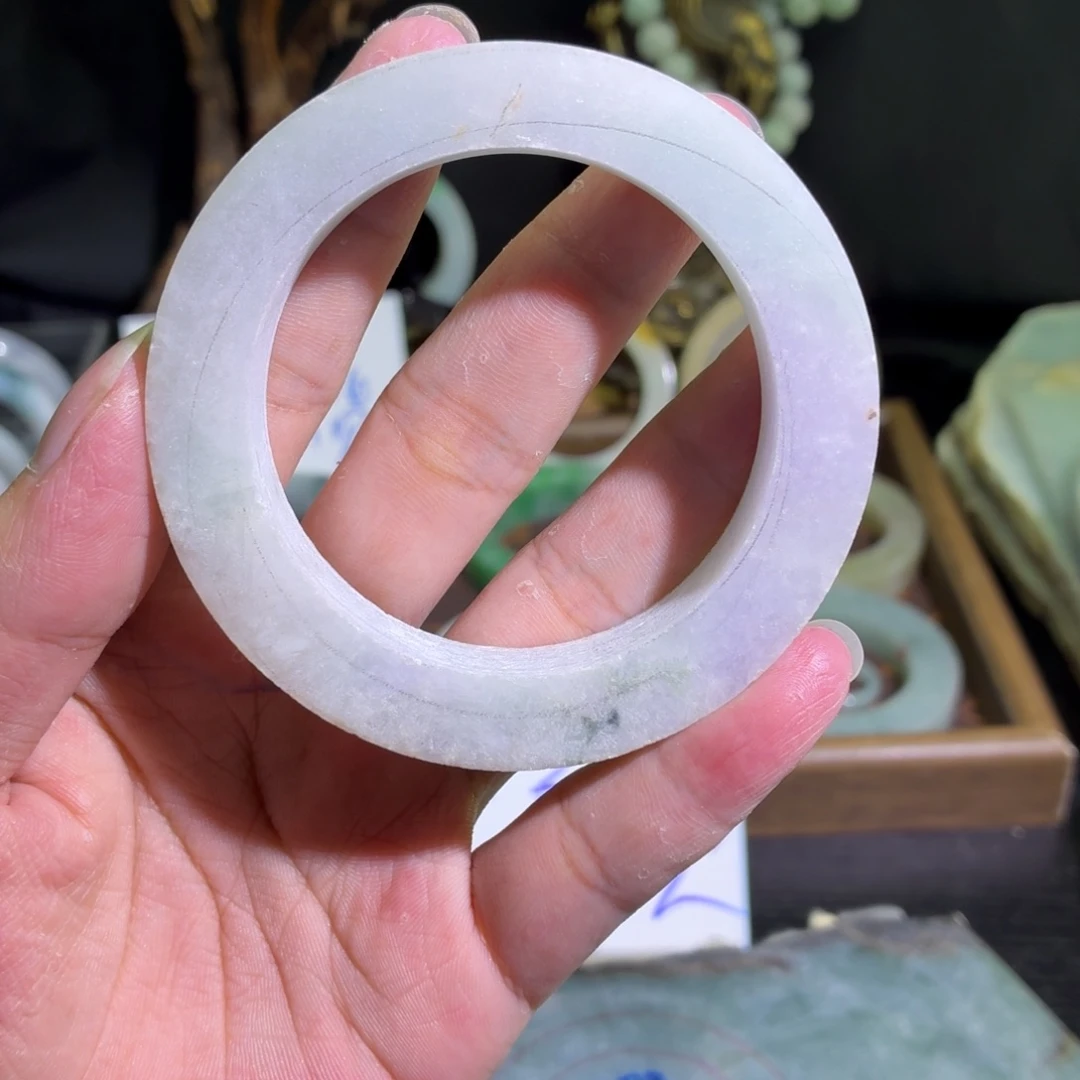 定制翡翠未镶嵌天然翡翠A货毛胚手镯