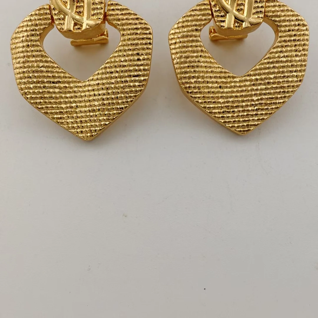 铜合金耳饰 VTGViVi饰品/时尚饰品/时尚百搭款/E526/新款耳环系列