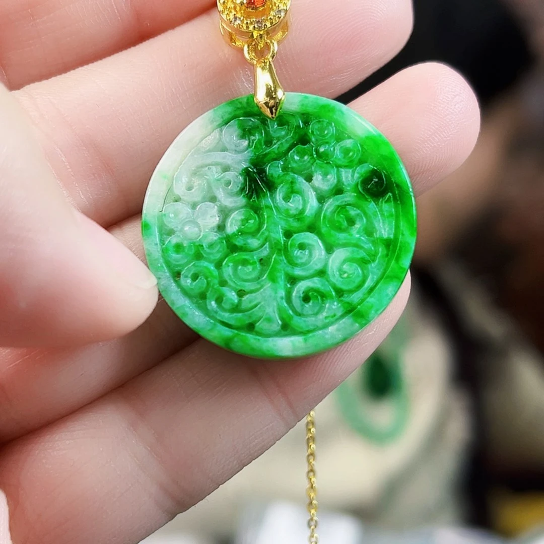 翡翠颈饰未镶嵌吊坠