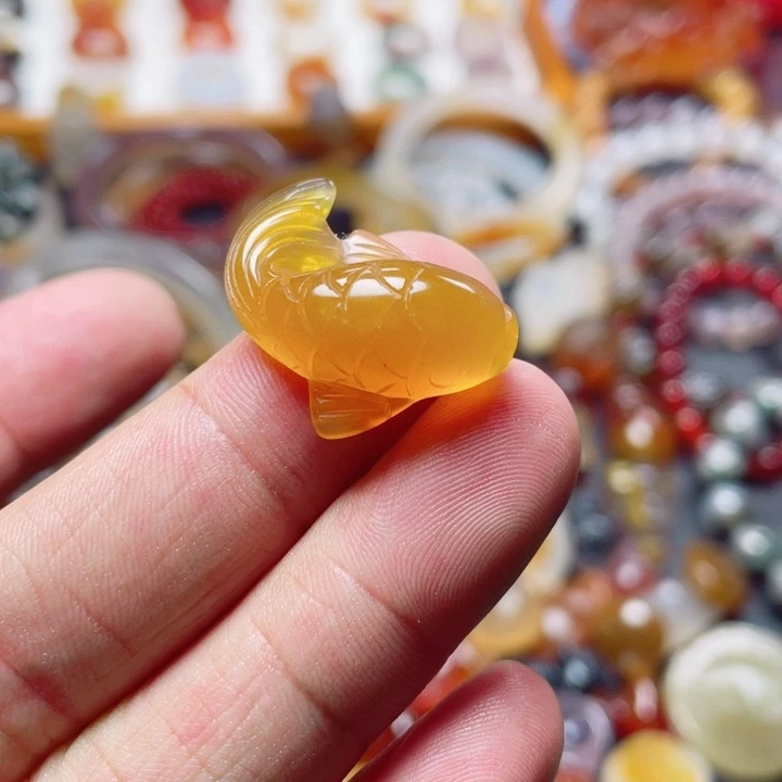 未镶嵌颈饰玛瑙/玉髓