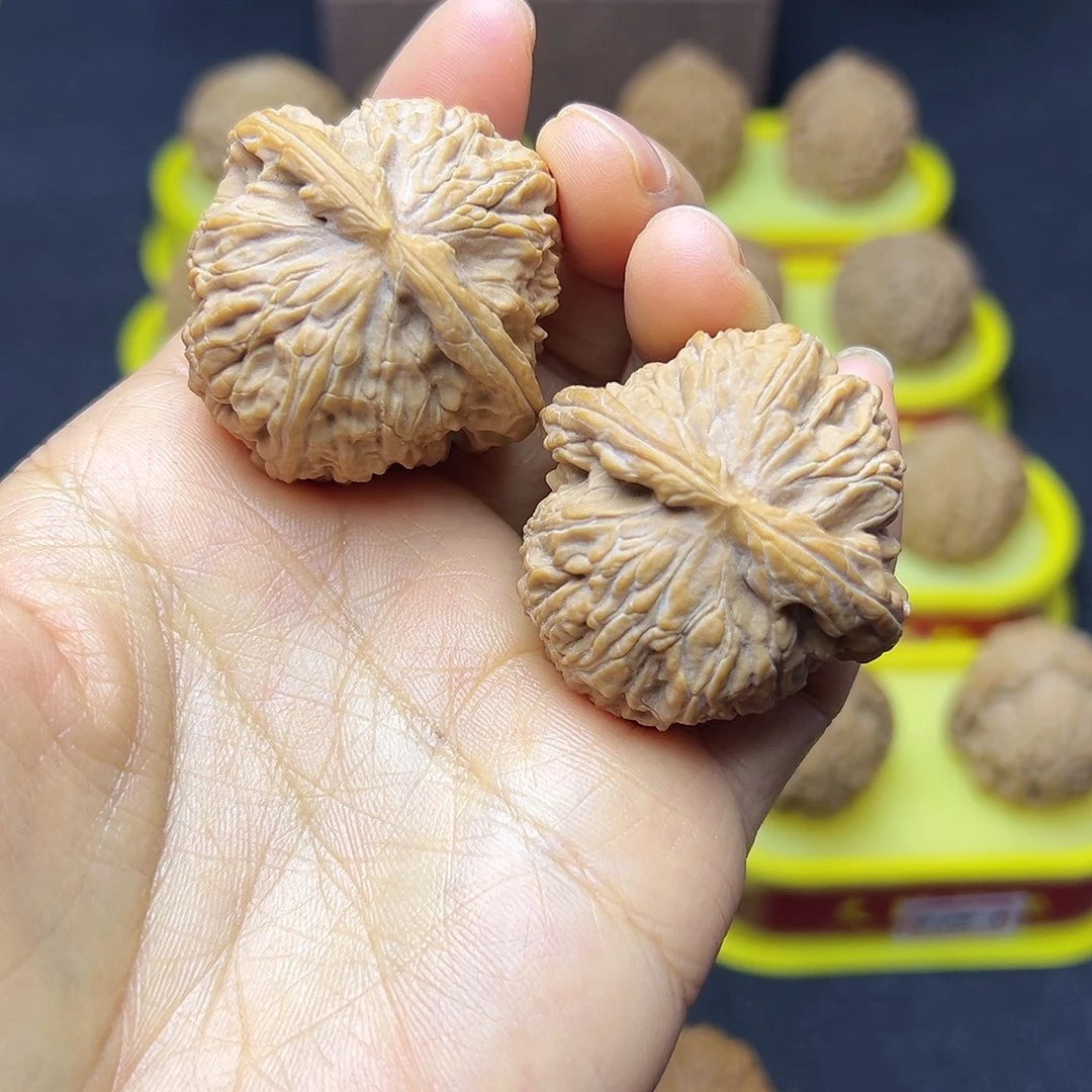 吊坠文玩核桃白狮子40