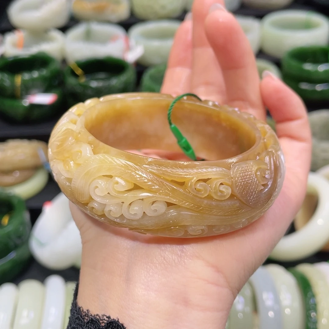 未镶嵌手镯和田玉20